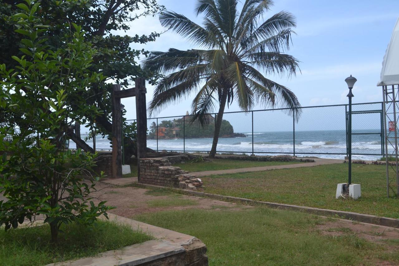 Rest House Matara Hotel Bagian luar foto