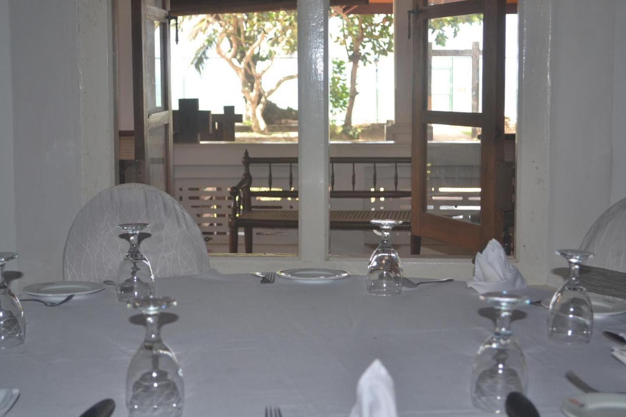 Rest House Matara Hotel Bagian luar foto
