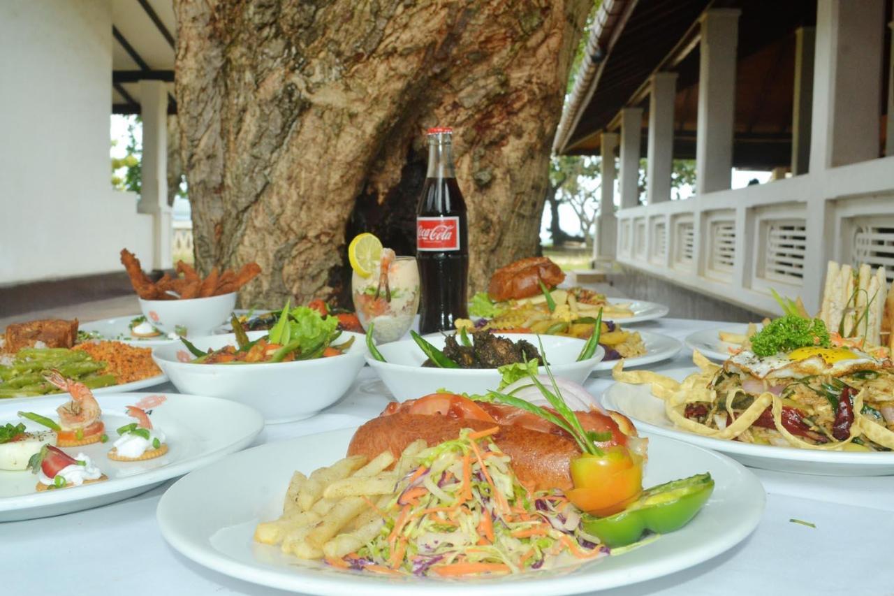Rest House Matara Hotel Bagian luar foto